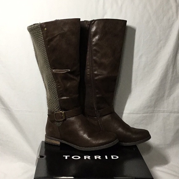 wide calf stretch back boots